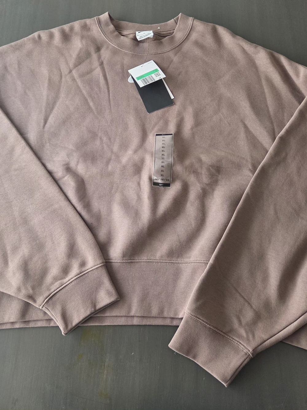 Nike Crewneck CROP Sweatshirt in Mauve Pink/Tan